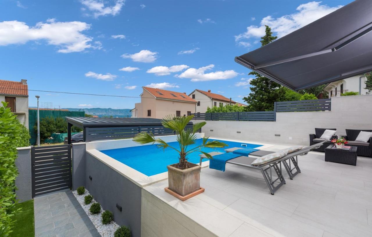Villa Mondo Adria Njivice Exterior foto
